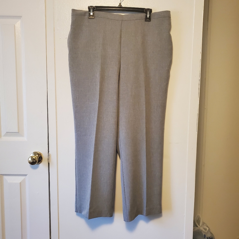 Beautiful Alfred Dunner trousers